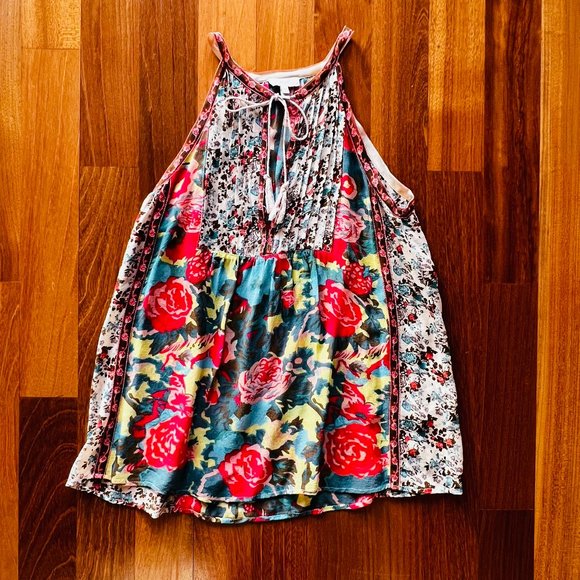 Joie Organdy Flower Motif Top - Picture 3 of 6